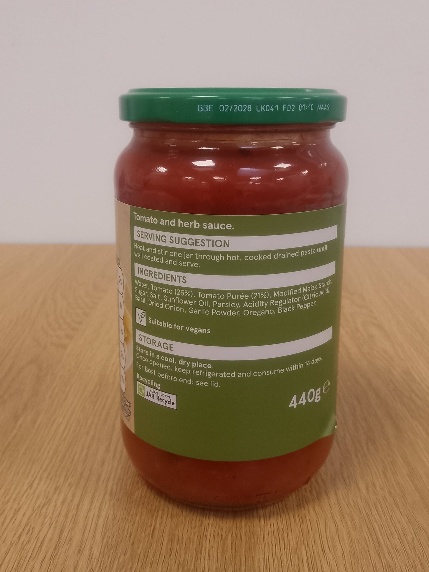 Tesco Hearty Food Co Tomato & Herb Pasta Sauce 440g