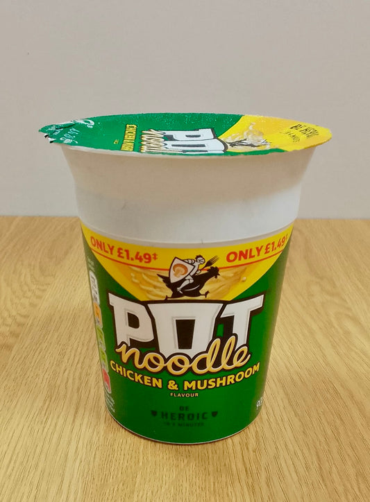 Pot Noodle 90g Chicken & Mushroom