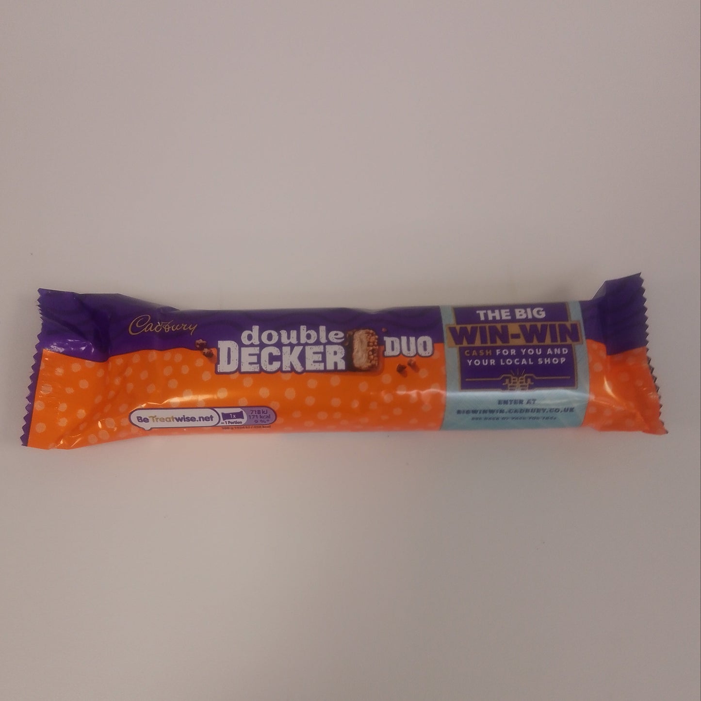 Cadbury Double Decker Duo Bar 74.6g